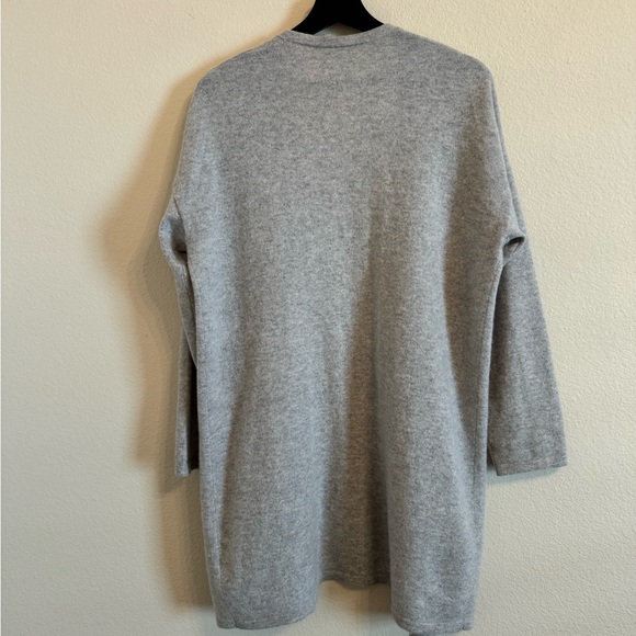Garnet Hill 100% Cashmere Sweater Cardigan Medium Gray - Picture 8 of 15